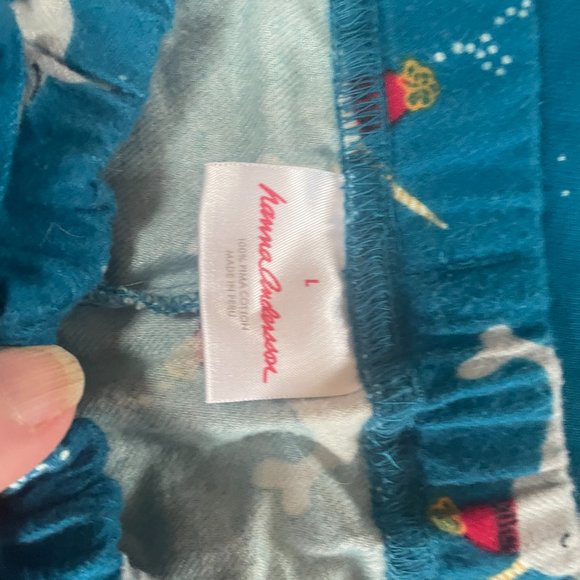 Hanna Andersson Women's Norwhal Whale Pajamas - Picture 4 of 4